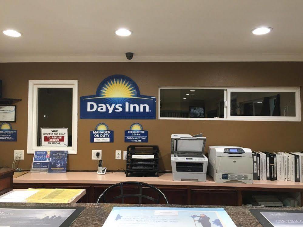 Days Inn & Suites Sdsu - La Mesa - San Diego Εξωτερικό φωτογραφία